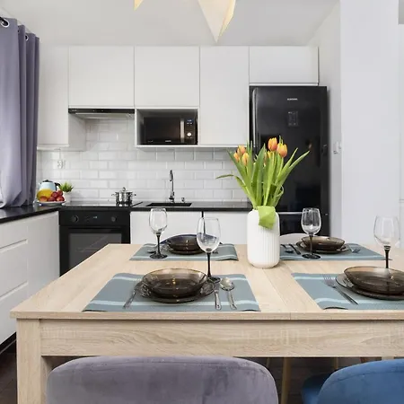 Cosy&sunny Gornoslaska By Renters Apartamento